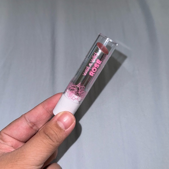 WET N WILD ROSE LIP STICK - Picture 1 of 6